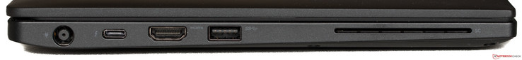 Côté gauche : entrée secteur, USB C 3.1 Gen 1 avec DP, HDMI 1.4, USB 3.1 Gen 1 avec PowerShare, lecteur de carte à puce .