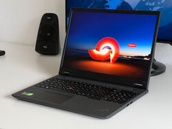 Revue de presse : Lenovo ThinkPad P16v G1. L'unité d'évaluation a été gracieusement fournie par :