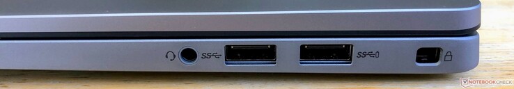 Côté droit : combo prise jack, 2 USB A 3.2 Gen 1 (5 Gbit/s), verrou de sécurité Noble.