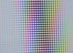 Gros plan d'un panneau OLED. (Source de l'image : Interelectronix)