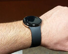La Google Pixel Watch dans sa forme de 40 mm. (Image source : u/tagtech414)