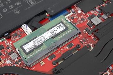 Emplacement unique 1x SODIMM