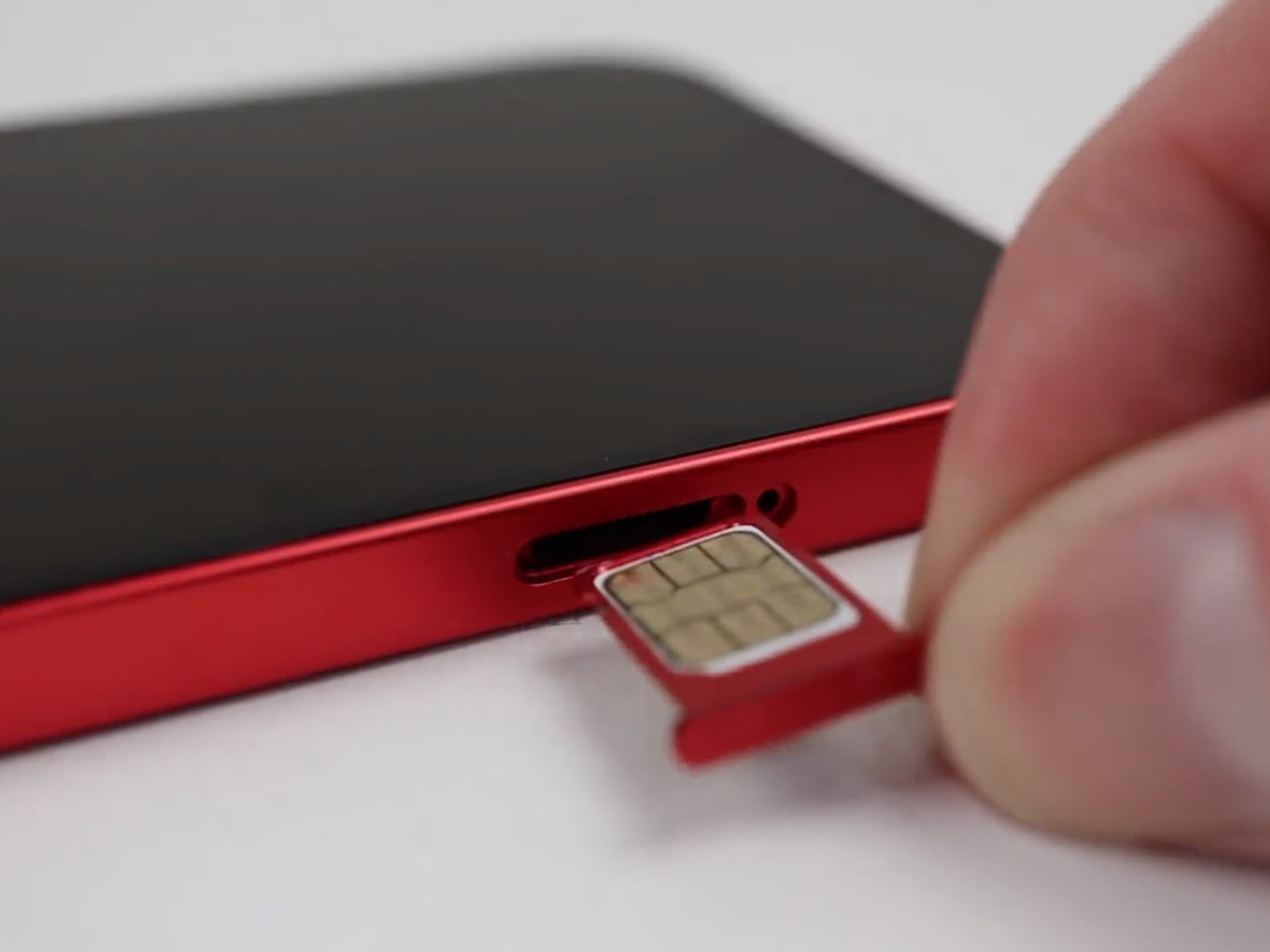 which iphone has 2 physical sim cards