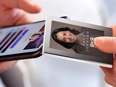 Le MagInk est une banque d'énergie dotée d'une encre électronique et d'un système de localisation Find My (Image source : Tmobi, MagInk)