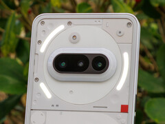 L'interface Glyph du Nothing Phone (3a) peut afficher les notifications et les appels entrants. (Source de l'image : Notebookcheck)