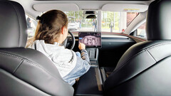 Les Teslas réduiront automatiquement le bruit du ventilateur de climatisation pendant les appels téléphoniques