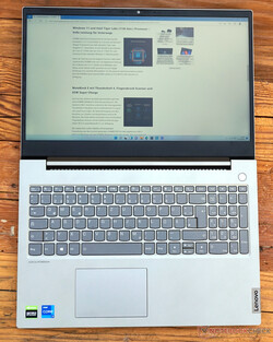 Le Lenovo ThinkBook 15p G2 ITH 21B1000YGE. Unité de test fournie par campuspoint.
