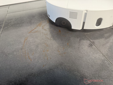 Le rouleau d'essuyage lors de l'essai avec du ketchup séché.