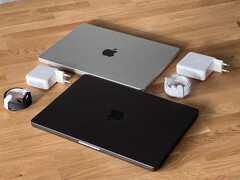 Bientôt, tous les MacBook Pro 14 pourront alimenter deux écrans externes. (Source de l&#039;image : Notebookcheck)