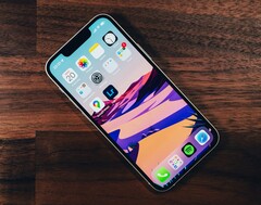 L'iPhone SE de quatrième génération reprendrait le design de l'iPhone 14. (Source de l'image : Karol Smoczynski)