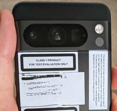 Le Pixel 8 Pro a atteint le stade du prototypage DVT. (Source de l'image : u/annoyingtoread)