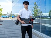 Scooter électronique pliable Dynamic Scooter Model B (Source : Dynamic Scooter)
