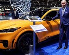 Le président Biden à Detroit à côté d'une Mustang Mach-E (image : Reuters)