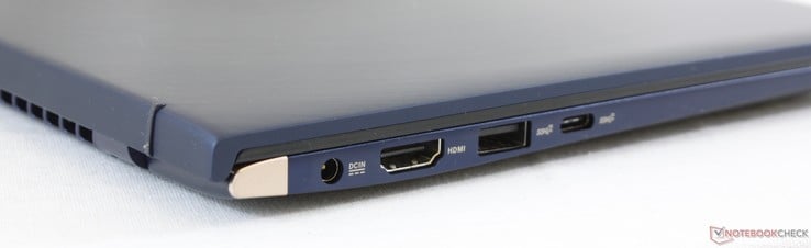 Côté gauche : entrée secteur, HDMI, USB A 3.1 (10 Gbit/s), USB C Gen. 2.