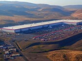 La gigafactory de Tesla dans le Nevada (Source : Teslarati)