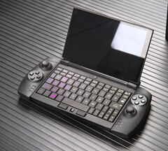 Le PC de jeu portable OneGX1 Pro est désormais disponible à partir de 1 360 dollars US (Source : Liliputing)