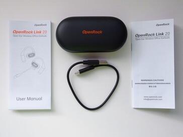 Contenu - Écouteurs OpenRock Link 20 dans un étui de chargement, câble de chargement USB-C et documentation. (Source de l'image : Notebookcheck)