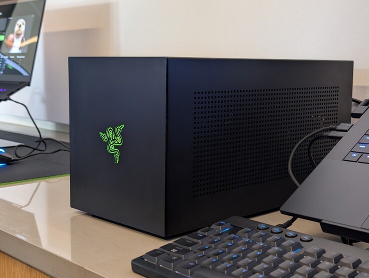 Nouveau port Thunderbolt 5 pour une meilleure prise en charge de l'eGPU