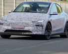La Tesla Model Y 2026 en test de performance au Nürburgring. (Source de l'image : Carscoops)