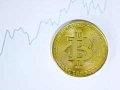 Un infirmier américain spécialisé dans le trading de crypto-monnaies est devenu millionnaire en investissant dans le bitcoin et d&#039;autres crypto-monnaies pendant sa pause déjeuner (Image : Executium)