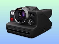 Le Polaroid I-2 est un appareil photo instantané relativement haut de gamme à commandes manuelles (Image Source : Polaroid)