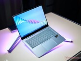 Le Samsung Galaxy Book4 Edge semble mieux fonctionner avec AirJet qu'avec des ventilateurs traditionnels. (Source de l'image : Notebookcheck)