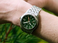 Les cinq dernières montres « Sports Field » de Seiko intègrent la fonctionnalité GMT dans un boîtier plus compact