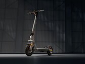 Le scooter électrique 6 Max de Xiaomi (photo) a été mis en vente sur le site web mondial de la marque. (Source de l'image : Xiaomi)