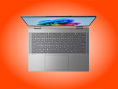 Le nouvel ordinateur portable convertible 14 pouces de Lenovo est disponible en deux coloris au choix.