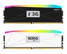 Variantes noire et blanche des modules XFinity+ avec écrans OLED. (Source de l'image : V-color)