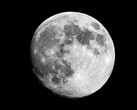 Une image montrant la Lune dans l'espace. (Source de l'image : TheOtherKev - Pixabay)