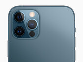La technologie 5G réduit l'autonomie de la batterie jusqu'à 20 % sur la série 12 de l'iPhone. (Source de l'image : Apple)