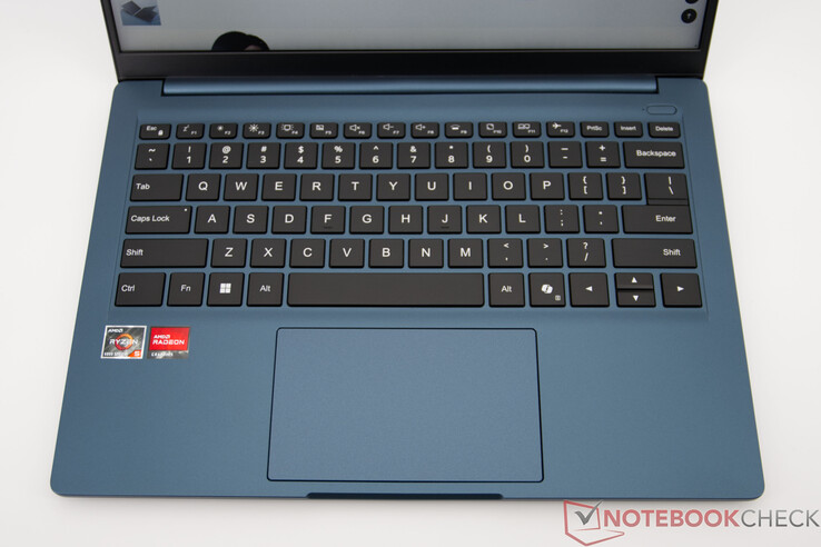 Les périphériques d'entrée du Chuwi CoreBook Air