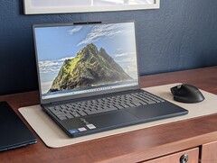 L'IdeaPad 3 15 est l'un des premiers ordinateurs portables à être équipé d'un processeur Intel Wildcat Lake