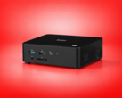 Mini PC iiyama avec ports USB en façade, un port USB-C, un lecteur de carte SD et une ventilation latérale.