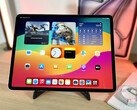 Il s'est agrandi : Avec 128 Go, la plus petite version (à partir de 799 $) de l'iPad Air 13 (2024) Apple offre deux fois plus d'espace de stockage que son prédécesseur.