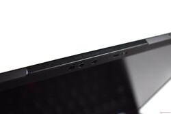ThinkPad X1 Carbon G10 : caméra Web 1080p f/2.0