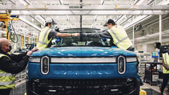 Les R1T et R1S passeront aux batteries LFP en 2024 (image : Rivian)