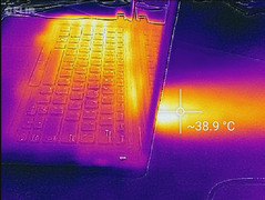 Dell Latitude 5490 - Relevé thermique, sollicitations maximales, côté.