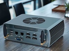 Le FU03 est un nouveau mini-PC doté d'un double Ethernet et de nombreuses sorties d'affichage (Image source : Kingnovy)