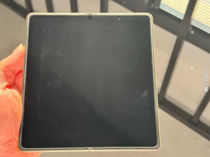 Le Honor Magic sera le premier appareil pliable doté d'un écran infroissable.