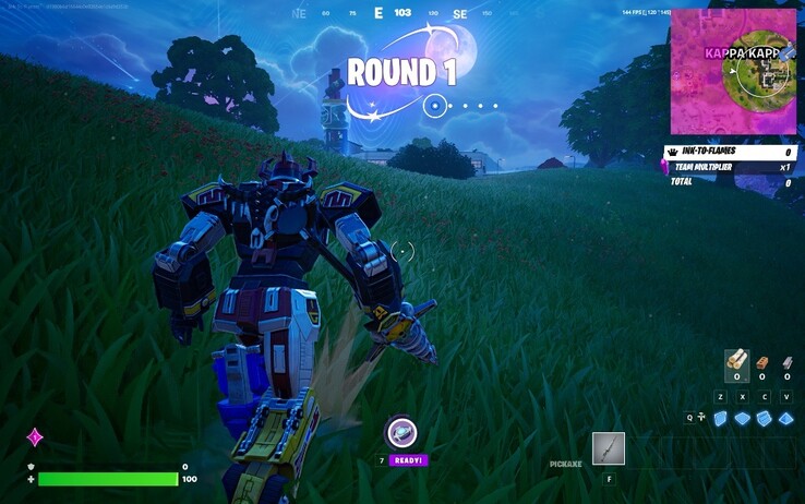 Lors de ce test, j'ai réussi à atteindre 144FPS en jouant à Fortnite. (Source de l'image : Darryl Linington - Notebookcheck)
