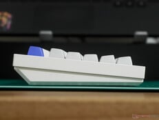 Profil latéral du Keychron Q1 HE 8K.