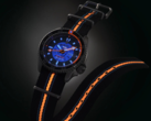 La montre Seiko 5 Sports x Bamford Limited Edition (photo) possède un cadran sarcelle accentué par des éléments orange, bleus et blancs audacieux sur le cadran et le bracelet en nylon. (Source de l'image : Seiko)