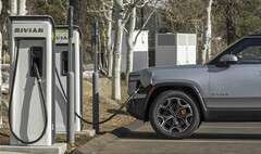 Le R1S de Rivian est un SUV de grande taille qui partage une plateforme avec le pick-up électrique R1T. (Source de l'image : Rivian)