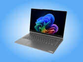 Le ThinkBook Plus G7 Auto Twist est disponible dans une finition « Luna Grey ».