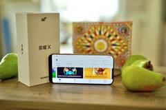 L'écran de l'Honor X80 Pro Max peut devenir très lumineux lorsque cela est nécessaire.