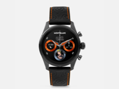 La Montblanc Summit 3 Smartwatch x Naruto possède des cadrans de montre animés personnalisés. (Image source : Montblanc)