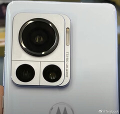 Le module caméra du Motorola Frontier 22. (Source : Fenbook)