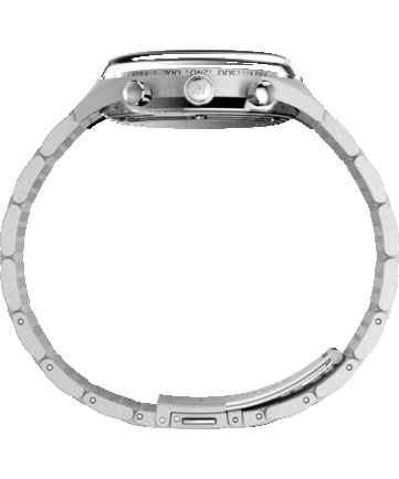 Vue de profil de la Timex Marlin Jet Chronograph montrant son grand verre bombé en Hesalite, sa lunette tachymétrique, son boîtier en acier inoxydable, sa couronne et ses poussoirs de chronographe.